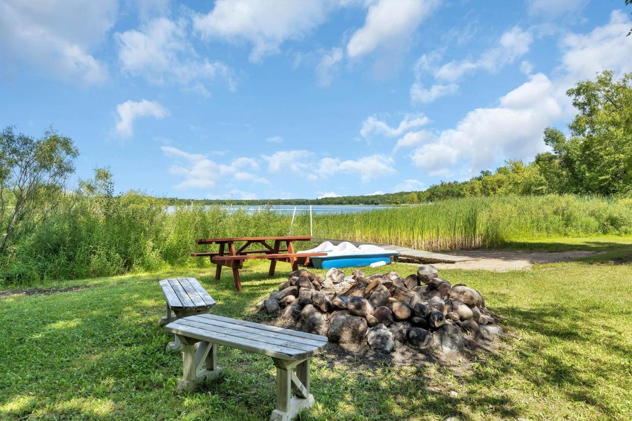 Blue Moon Resort & Motel Hill City Exteriör bild